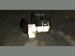 bontott TOYOTA RAV 4 Jobb első Ablakemelő Kapcsoló