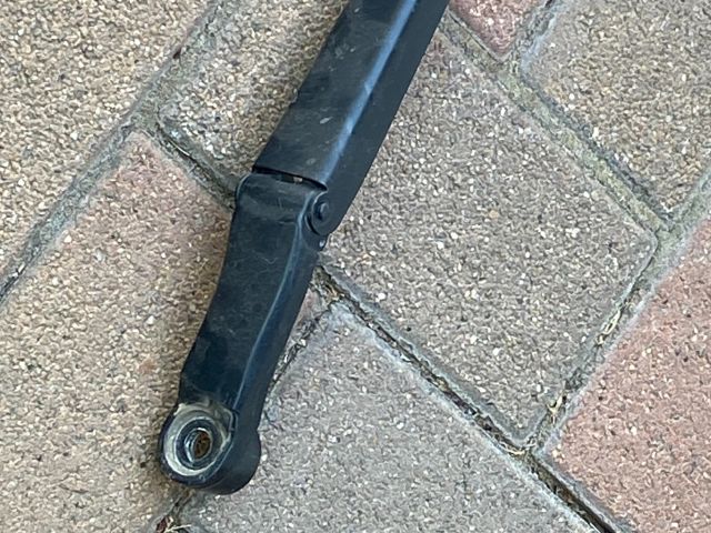 bontott TOYOTA RAV 4 Jobb első Ablaktörlő Kar