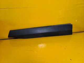 bontott TOYOTA RAV 4 Jobb első Ajtó Díszléc