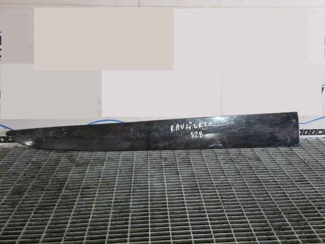 bontott TOYOTA RAV 4 Jobb első Ajtó Díszléc