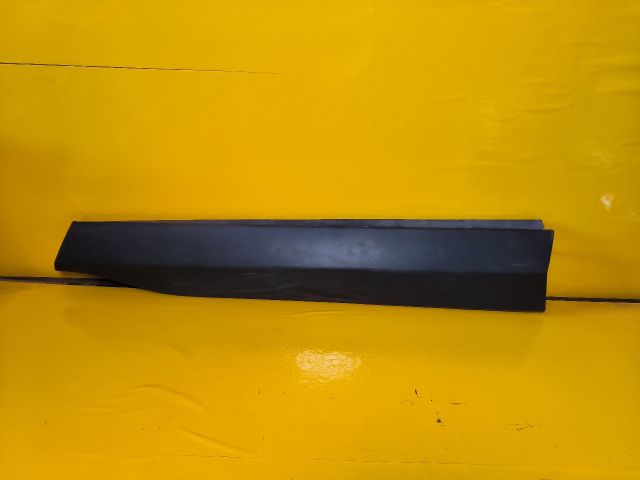 bontott TOYOTA RAV 4 Jobb első Ajtó Díszléc