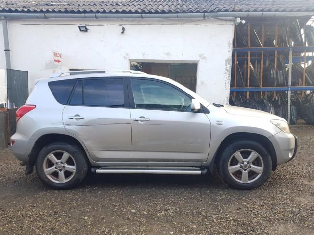 bontott TOYOTA RAV 4 Jobb első Ajtó (Üres lemez)