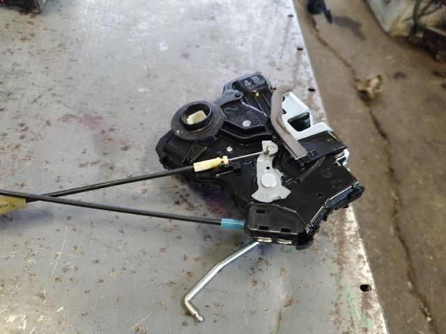 bontott TOYOTA RAV 4 Jobb első Ajtózár