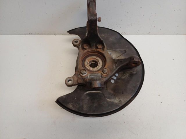 bontott TOYOTA RAV 4 Jobb első Csonkállvány Kerékaggyal