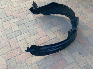 bontott TOYOTA RAV 4 Jobb első Dobbetét (Kerékjárati, Műanyag)