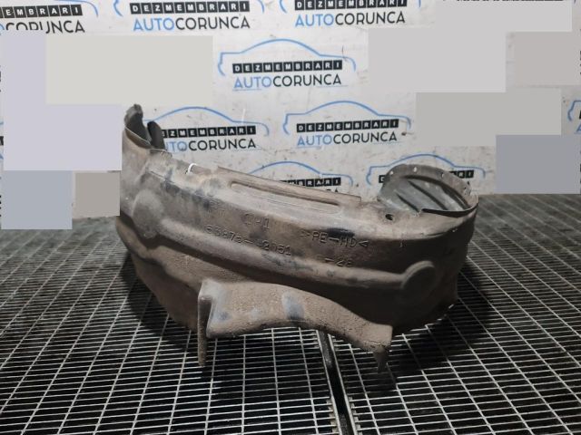 bontott TOYOTA RAV 4 Jobb első Dobbetét (Kerékjárati, Műanyag)