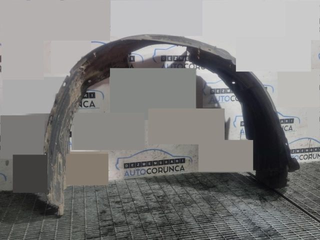 bontott TOYOTA RAV 4 Jobb első Dobbetét (Kerékjárati, Műanyag)