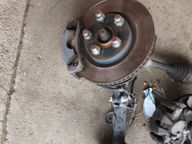 bontott TOYOTA RAV 4 Jobb első Gólyaláb (Lengécsillapító, Rugó)