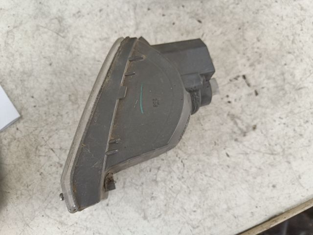 bontott TOYOTA RAV 4 Jobb első Irányjelző