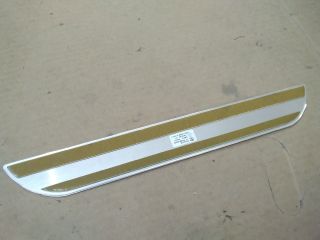 bontott TOYOTA RAV 4 Jobb első Küszöb Díszléc