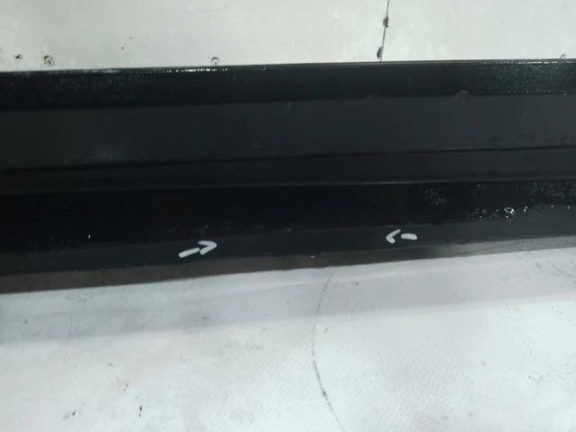 bontott TOYOTA RAV 4 Jobb első Küszöb Díszléc