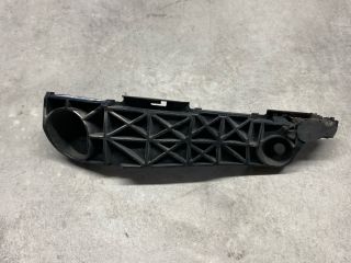 bontott TOYOTA RAV 4 Jobb első Lökhárító Tartó (Műanyag)