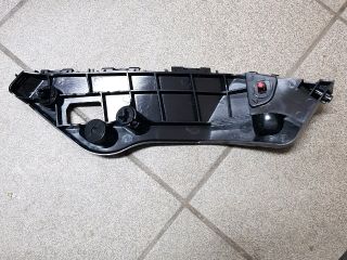 bontott TOYOTA RAV 4 Jobb első Lökhárító Tartó (Műanyag)
