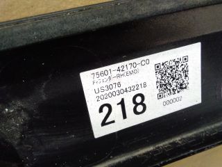 bontott TOYOTA RAV 4 Jobb első Sárvédő Díszléc