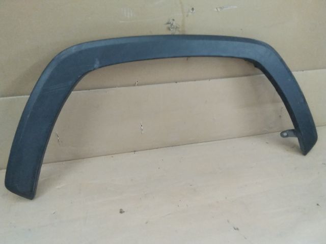 bontott TOYOTA RAV 4 Jobb első Sárvédő Díszléc