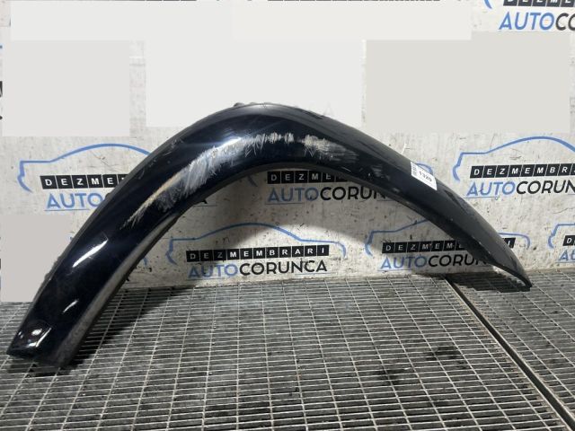 bontott TOYOTA RAV 4 Jobb első Sárvédő Szélesítő