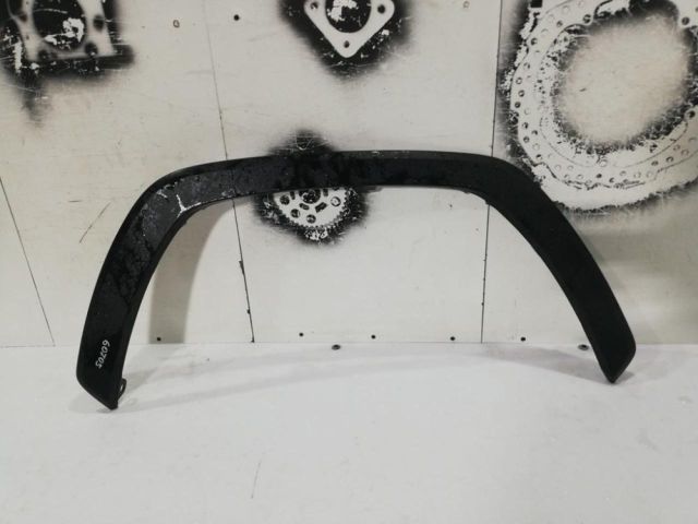 bontott TOYOTA RAV 4 Jobb első Sárvédő Szélesítő