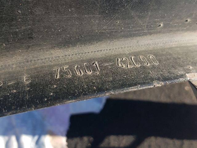 bontott TOYOTA RAV 4 Jobb első Sárvédő Szélesítő