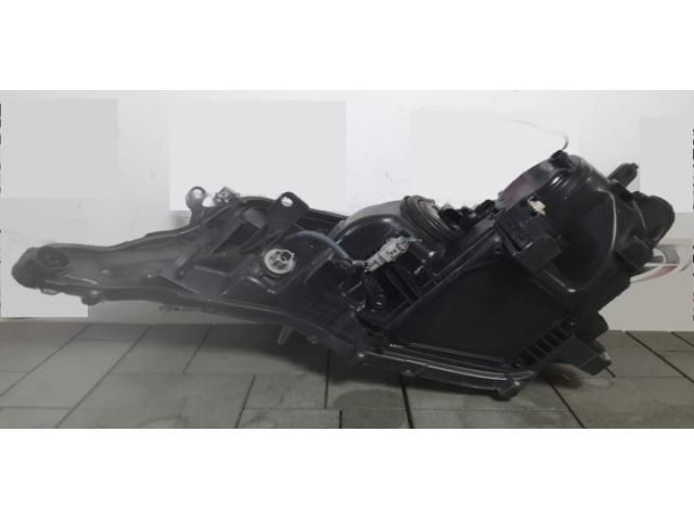 bontott TOYOTA RAV 4 Jobb Fényszóró