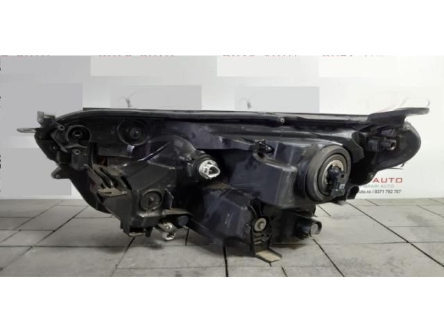 bontott TOYOTA RAV 4 Jobb Fényszóró