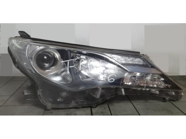 bontott TOYOTA RAV 4 Jobb Fényszóró