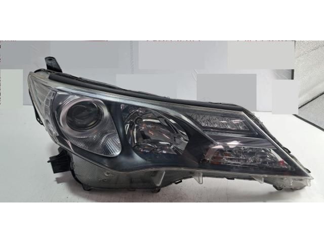 bontott TOYOTA RAV 4 Jobb Fényszóró