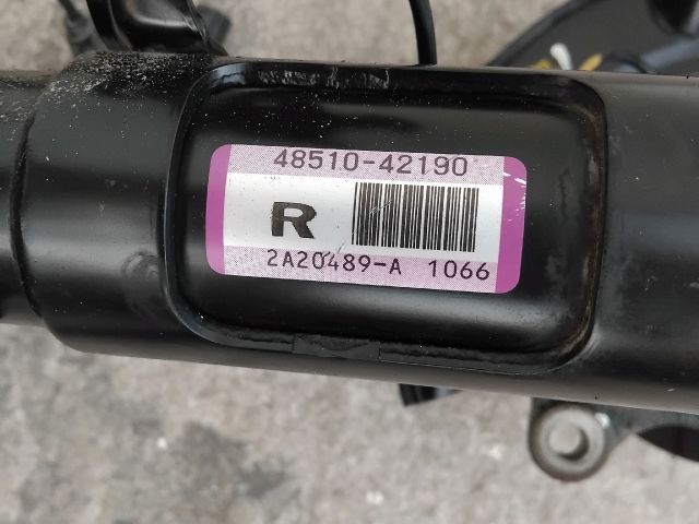 bontott TOYOTA RAV 4 Jobb Gólyaláb Csonkállvánnyal