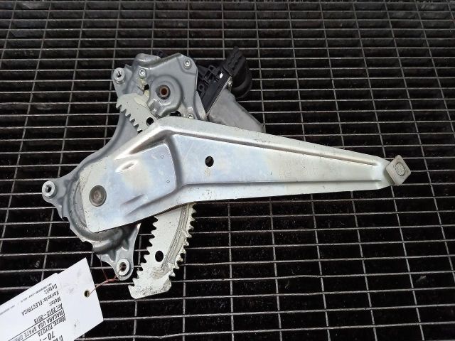 bontott TOYOTA RAV 4 Jobb hátsó Ablakemelő Szerkezet (Elektromos)