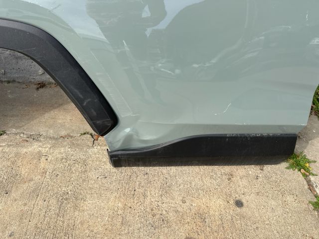 bontott TOYOTA RAV 4 Jobb hátsó Ajtó (Részeivel)