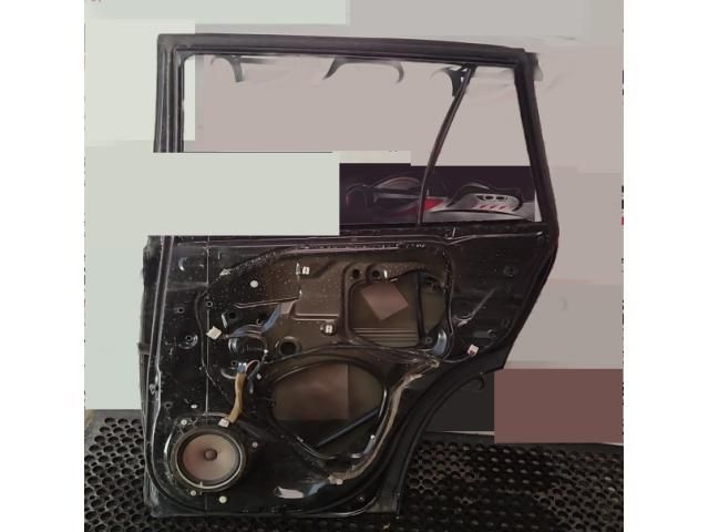 bontott TOYOTA RAV 4 Jobb hátsó Ajtó (Üres lemez)