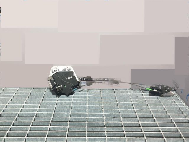 bontott TOYOTA RAV 4 Jobb hátsó Ajtózár