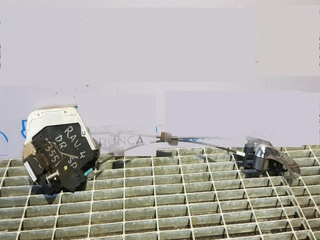 bontott TOYOTA RAV 4 Jobb hátsó Ajtózár