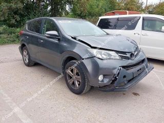 bontott TOYOTA RAV 4 Jobb hátsó Belső Küszöb Burkolat