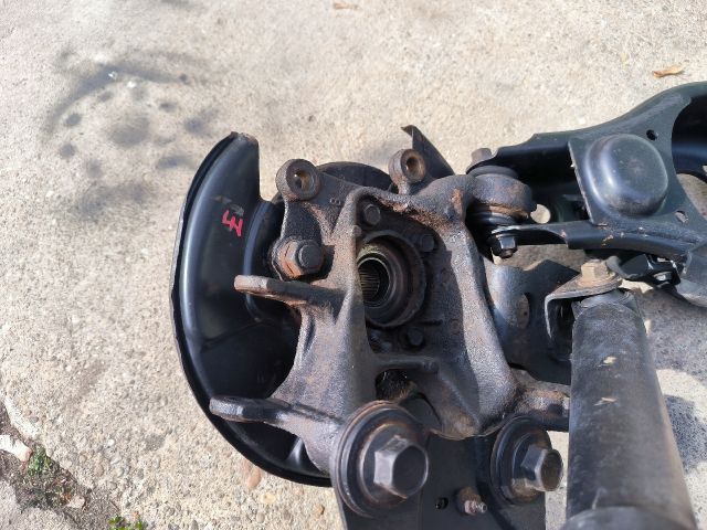 bontott TOYOTA RAV 4 Jobb hátsó Csonkállvány Kerékaggyal