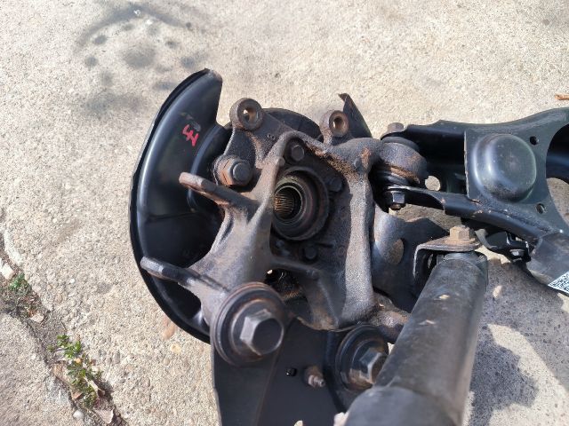 bontott TOYOTA RAV 4 Jobb hátsó Csonkállvány Kerékaggyal