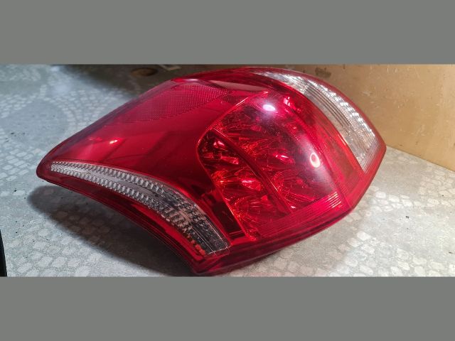 bontott TOYOTA RAV 4 Jobb Hátsó Lámpa