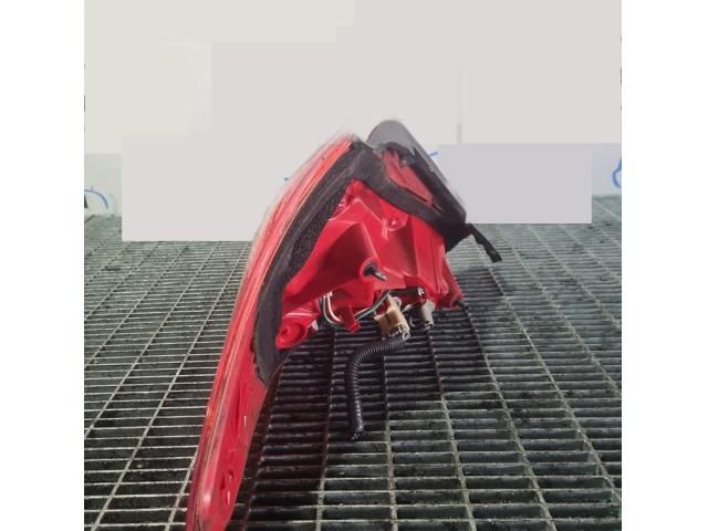 bontott TOYOTA RAV 4 Jobb Hátsó Lámpa