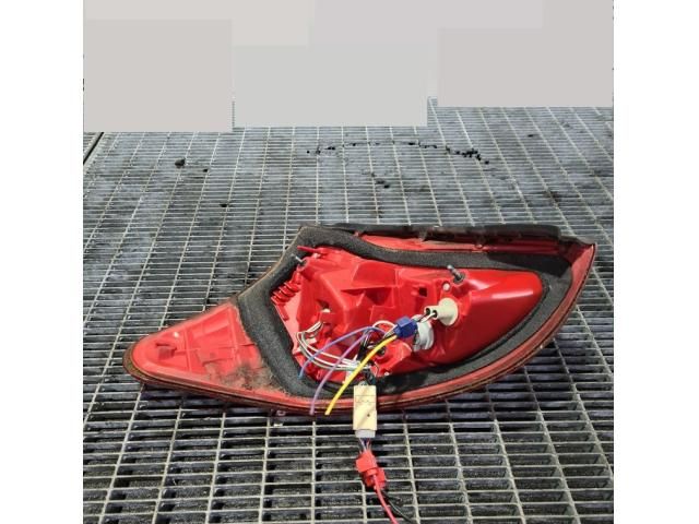 bontott TOYOTA RAV 4 Jobb Hátsó Lámpa