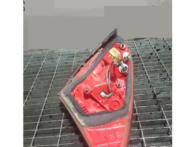 bontott TOYOTA RAV 4 Jobb Hátsó Lámpa