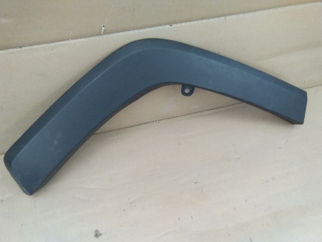 bontott TOYOTA RAV 4 Jobb hátsó Sárvédő Díszléc