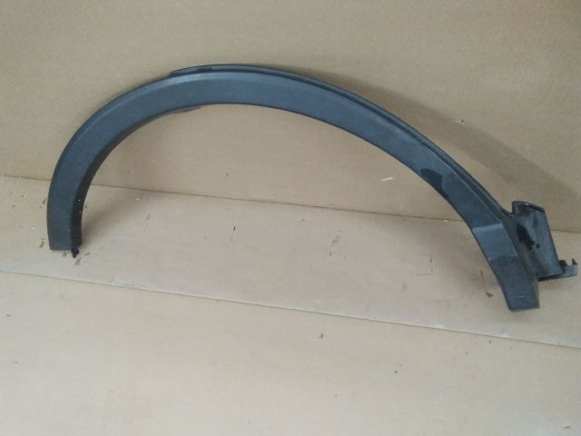 bontott TOYOTA RAV 4 Jobb hátsó Sárvédő Díszléc