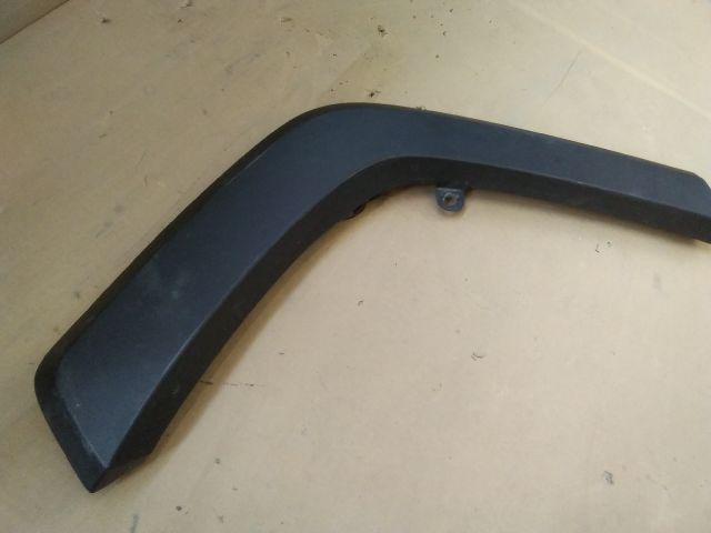 bontott TOYOTA RAV 4 Jobb hátsó Sárvédő Díszléc