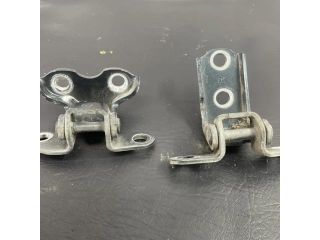 bontott TOYOTA RAV 4 Jobb hátsó Zsanér