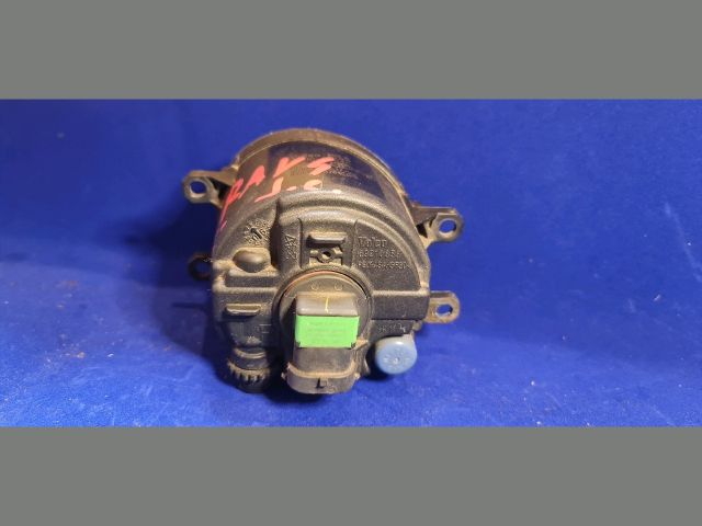 bontott TOYOTA RAV 4 Jobb Ködfényszóró