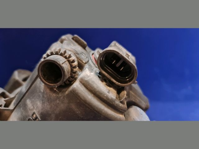 bontott TOYOTA RAV 4 Jobb Ködfényszóró