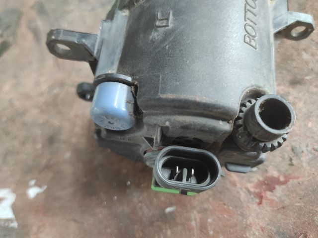 bontott TOYOTA RAV 4 Jobb Ködfényszóró