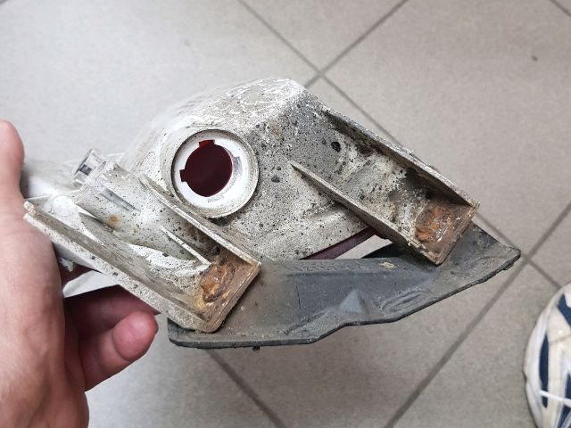 bontott TOYOTA RAV 4 Jobb Ködzárófény