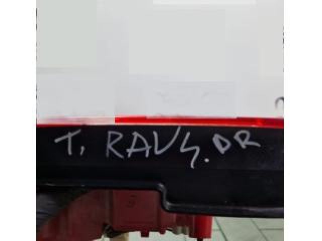 bontott TOYOTA RAV 4 Jobb Külső Hátsó Lámpa