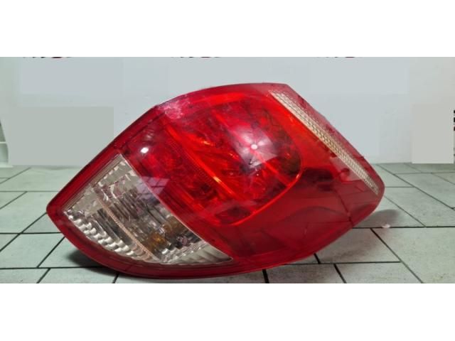 bontott TOYOTA RAV 4 Jobb Külső Hátsó Lámpa