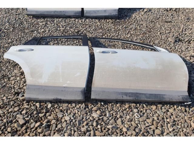 bontott TOYOTA RAV 4 Jobb Küszöb